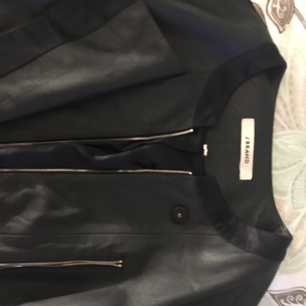 Jacket - Picture 2 of 4